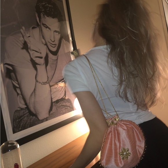 Meet your Posher, Laura taylor - Picture 5 of 8